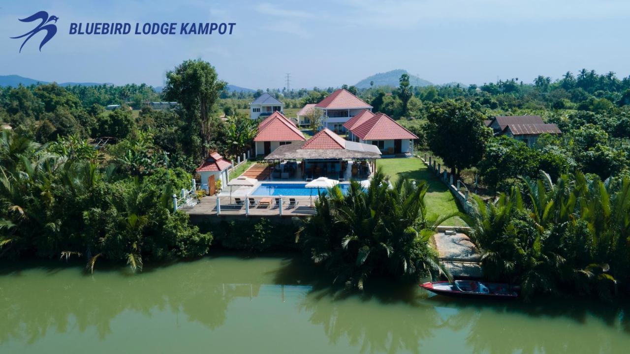 Bluebird Lodge Кампот Екстериор снимка